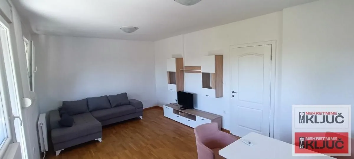 Prodaja, trosoban stan, 62m², Detelinara, Novi Sad Sve Podlokacije