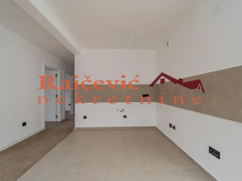 Prodaja, četvorosoban stan, 75m², Zvezdara Sve Podlokacije, Beograd - image 9