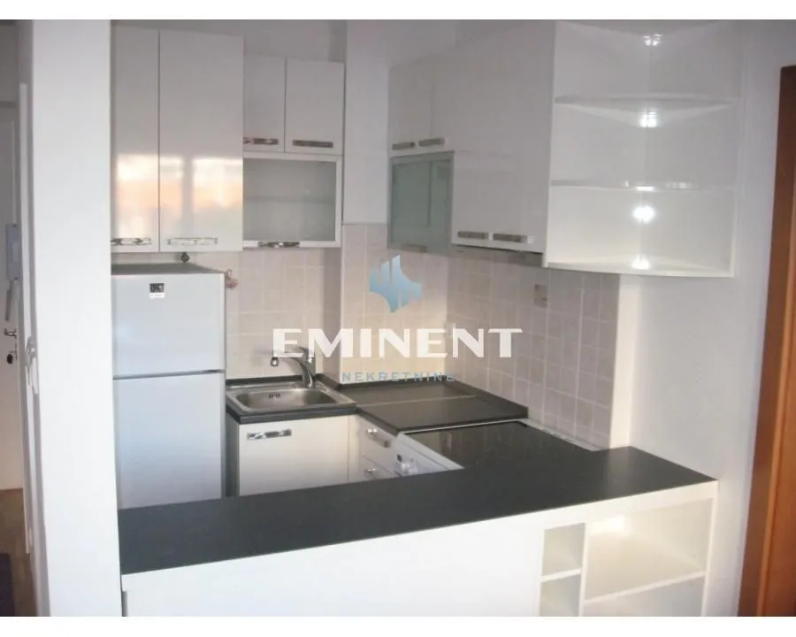 Rent, apartment, 32m², Vračar Sve Podlokacije, Beograd