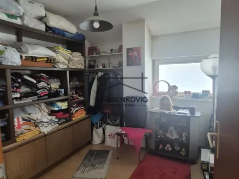 Prodaja, kuća, 160m², Futog, Novi Sad Sve Podlokacije - image 12