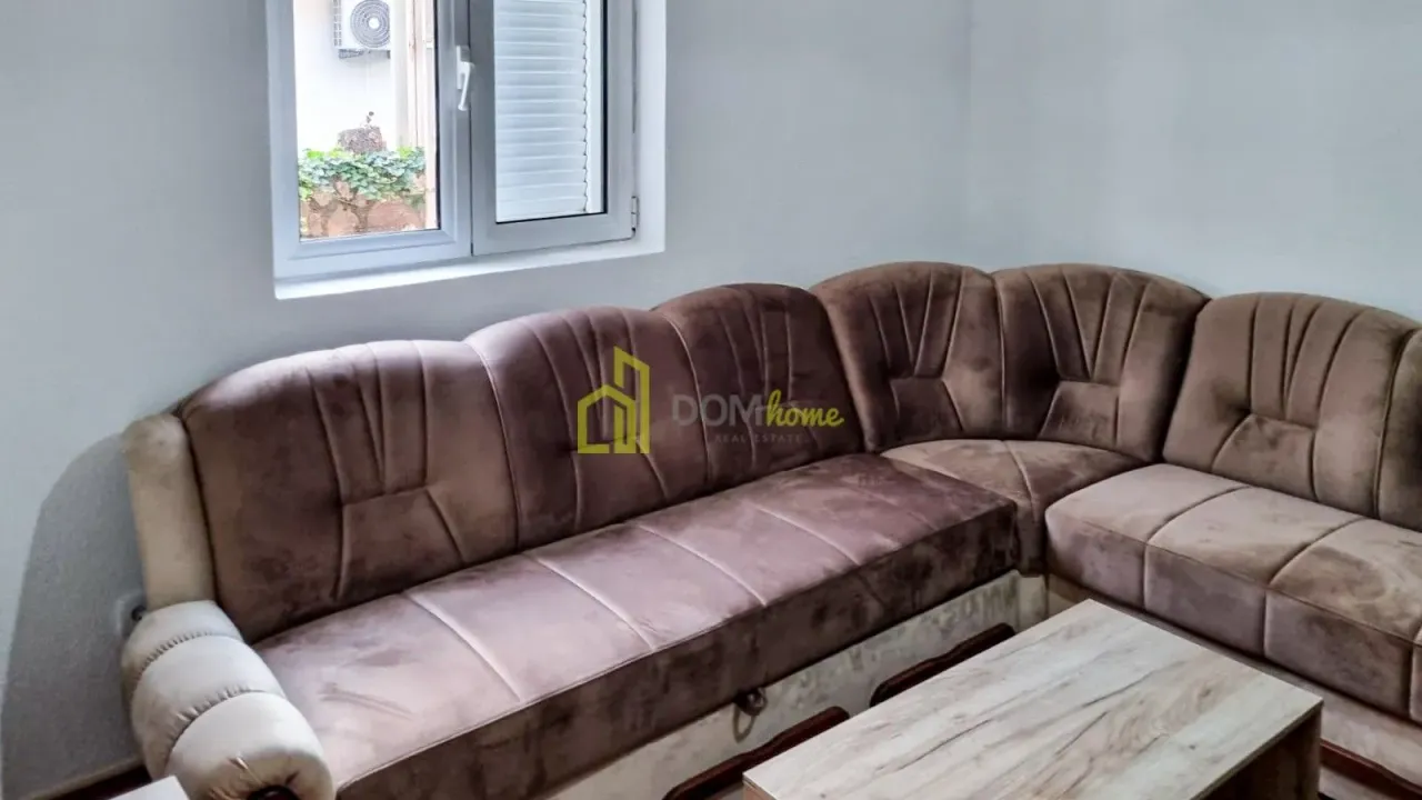 Rent, house, 90m², Kotor, Crna Gora