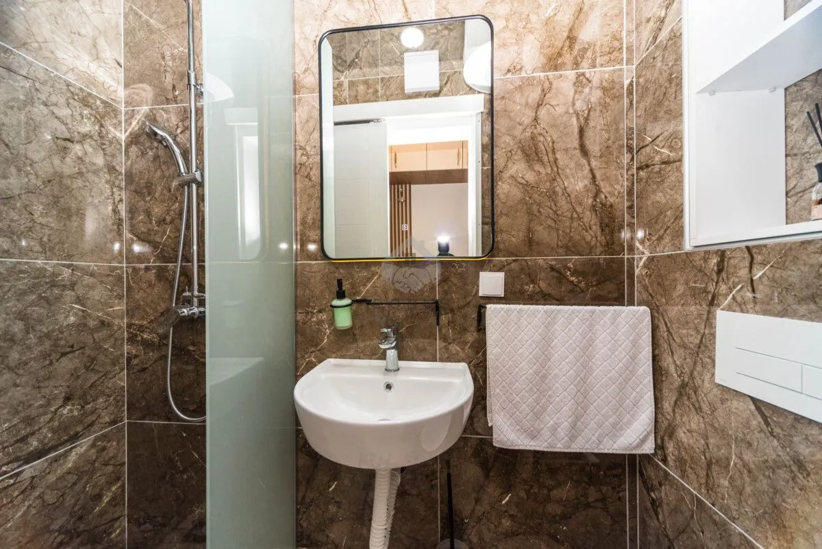 Izdavanje, jednosoban stan, 32m², Zabjelo, Podgorica