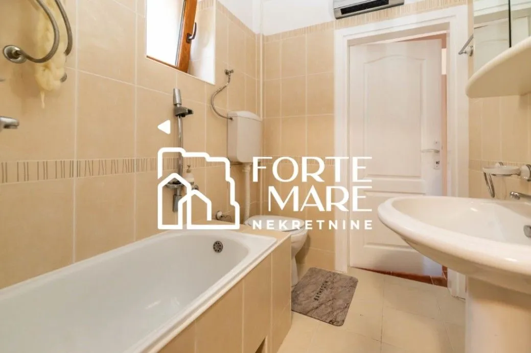 Prodaja, kuća, 162m², Bijela, Herceg Novi