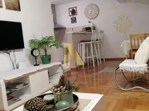 Izdavanje, dvosoban stan, 74m², Sajmište, Novi Sad - image 2