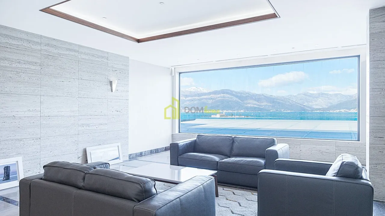 Sale, three bedroom apartment, 410m², Đuraševići, Tivat