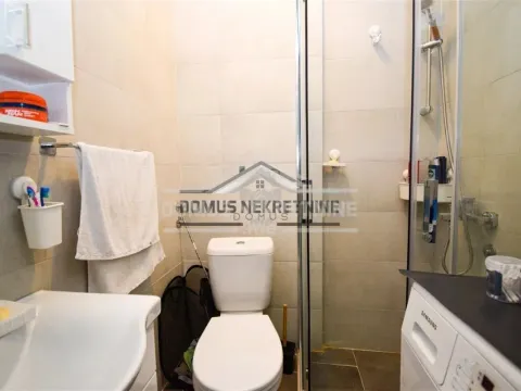 Izdavanje, jednosoban stan, 42m², City Kvart, Podgorica - image 5