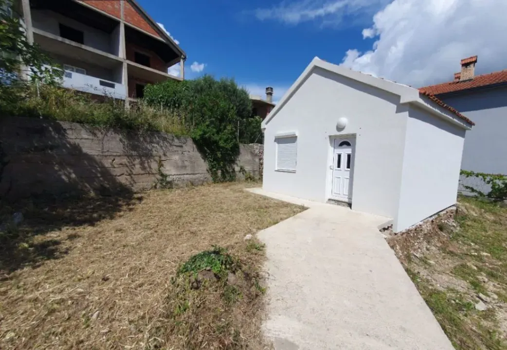 Sale, house, 28m², Bar, Crna Gora