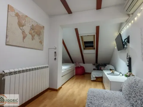 Sale, four bedroom apartment, 104m², Stari Grad, Beograd - image 14