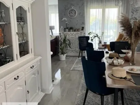 Sale, house, 226m², Obrenovac, Beograd - image 12