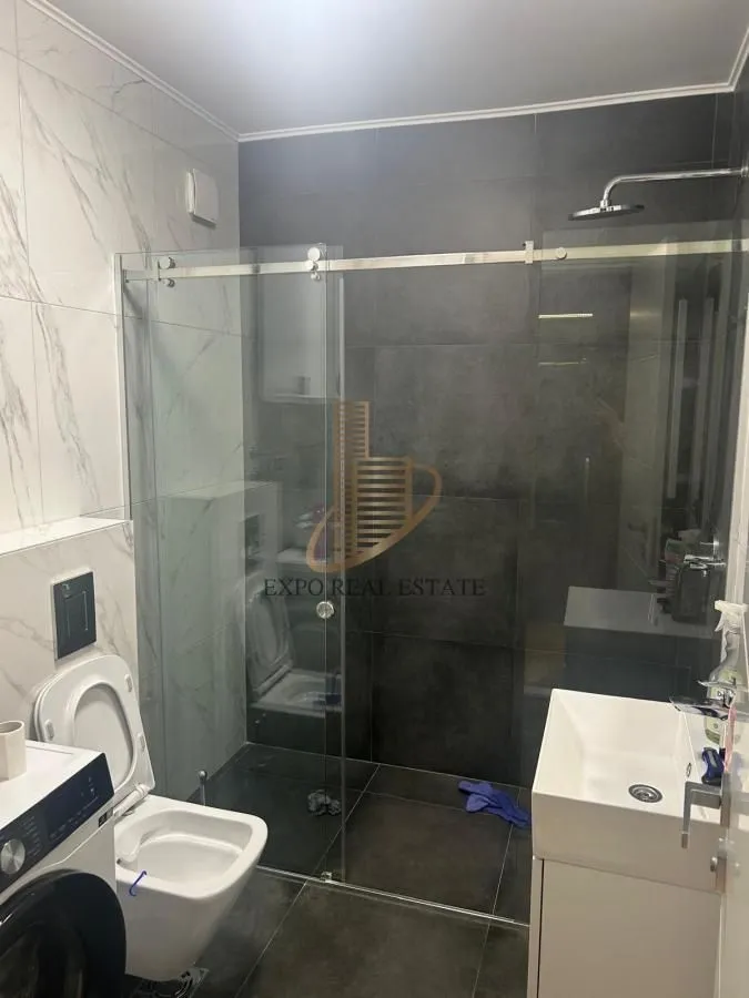 Izdavanje, jednosoban stan, 42m², Sajmište, Novi Sad