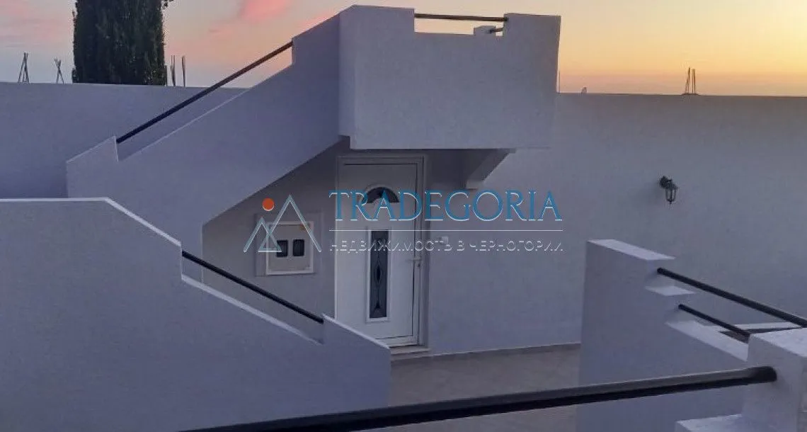 Prodaja, kuća, 170m², Dobra Voda, Bar