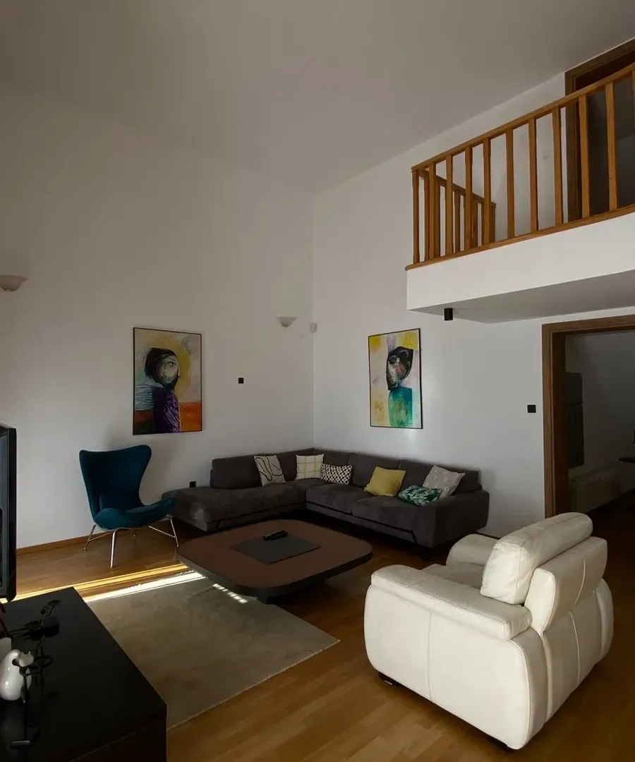 Rent, house, 285m², Gorica C, Podgorica