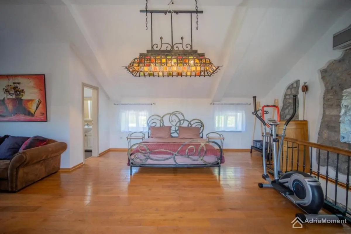 Prodaja, kuća, 150m², Milovići, Tivat