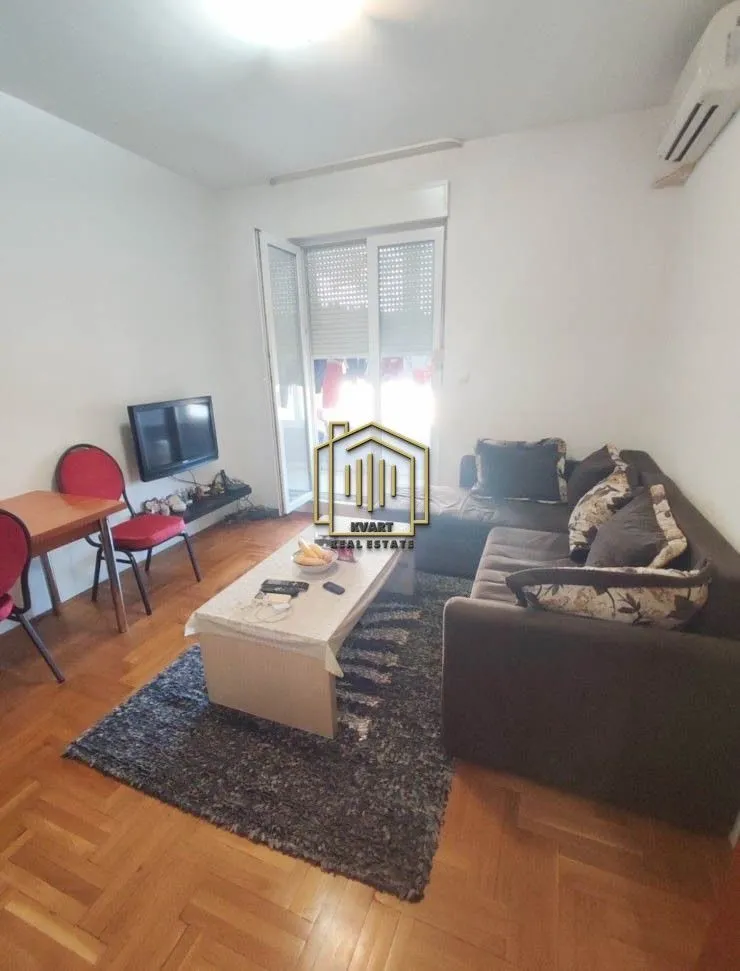 Izdavanje, jednosoban stan, 40m², Stari Aerodrom, Podgorica