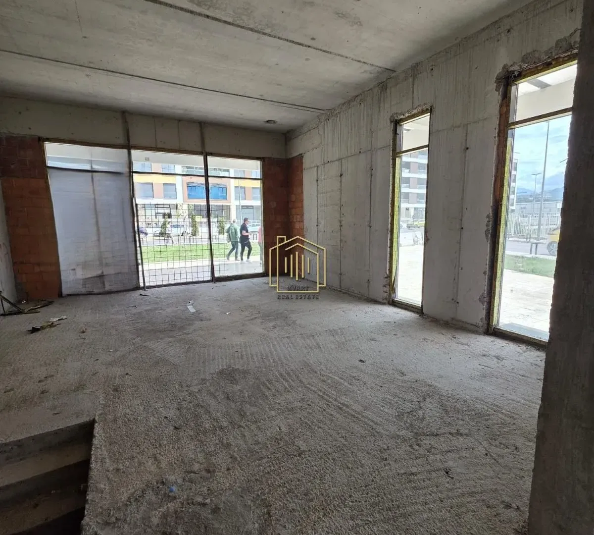 Rent, office space, 350m², Central Point, Podgorica