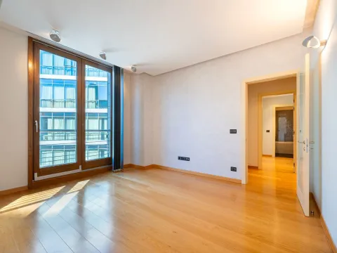 Rent, two bedroom apartment, 88m², Kod Capital Plaze, Podgorica - image 6