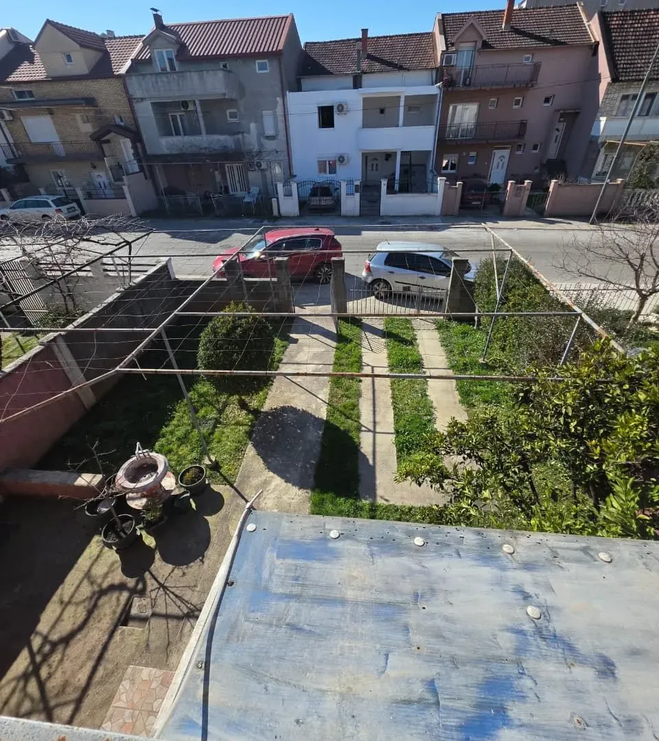 Prodaja, kuća, 86m², Stari Aerodrom, Podgorica