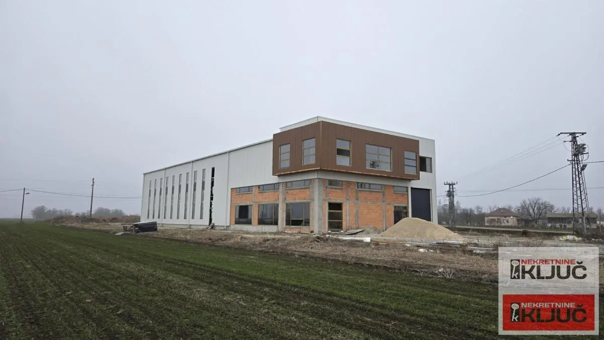Rent, office space, 1220m², Čenej, Novi Sad Sve Podlokacije