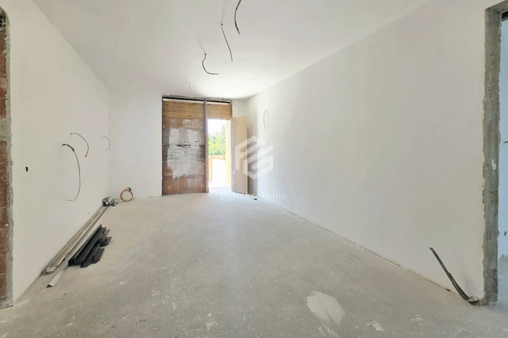 Prodaja, jednosoban stan, 40m², Konik, Podgorica