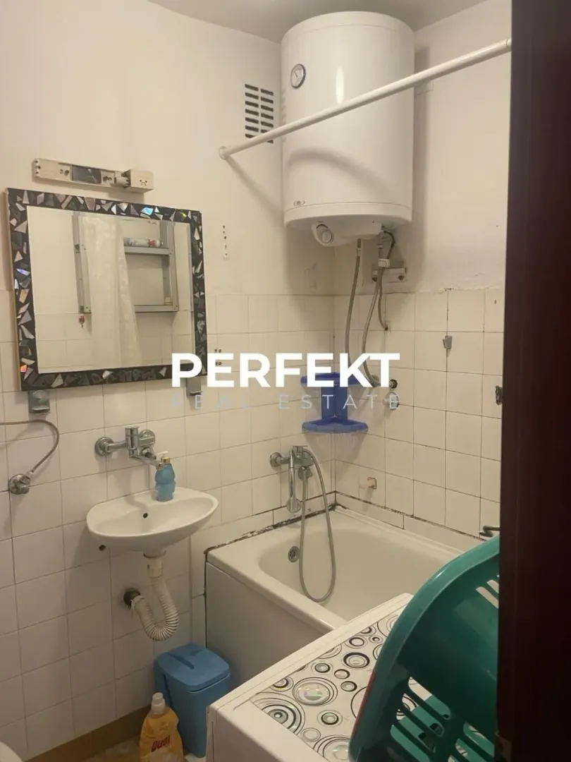 Prodaja, dvosoban stan, 54m², Tesla, Pančevo