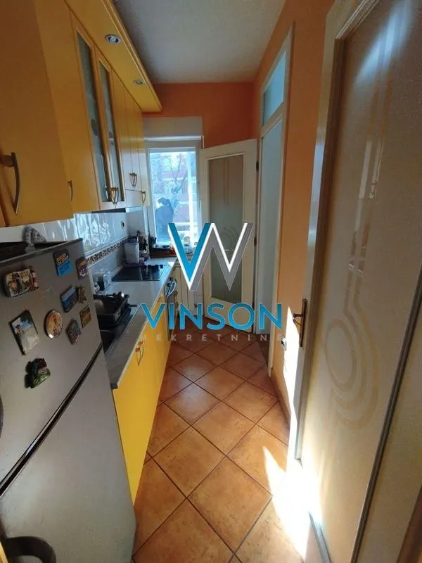 Prodaja, trosoban stan, 77m², Liman 1, Novi Sad Sve Podlokacije