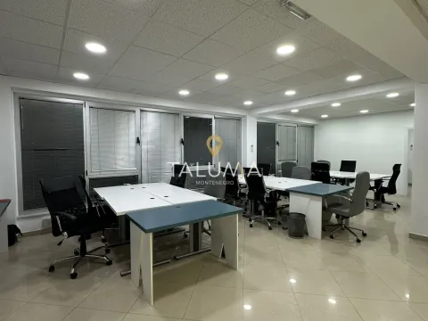 Rent, office space, 130m², Preko Morače, Podgorica - image 1