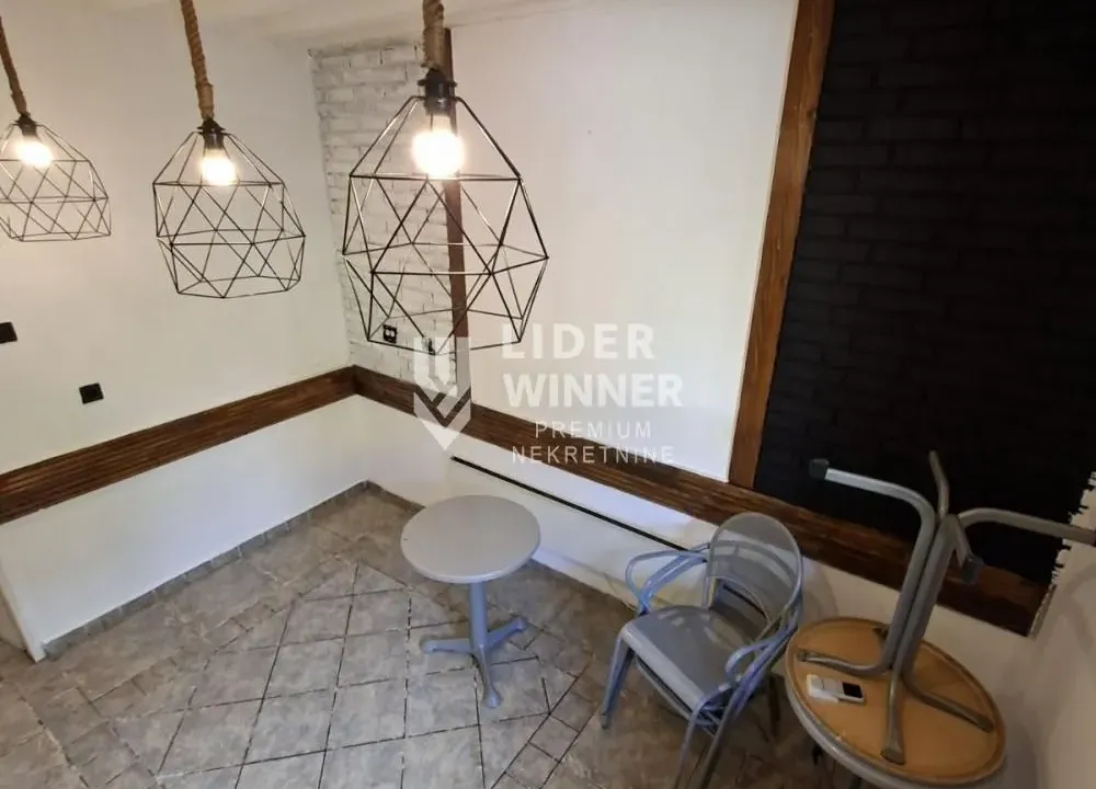 Prodaja, poslovni prostor, 41m², Stari Grad, Beograd