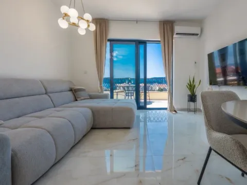 Izdavanje, jednosoban stan, 59m², Tivat, Crna Gora - image 6