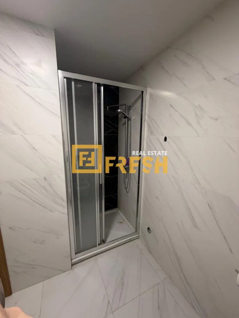 Izdavanje, dvosoban stan, 75m², City Kvart, Podgorica