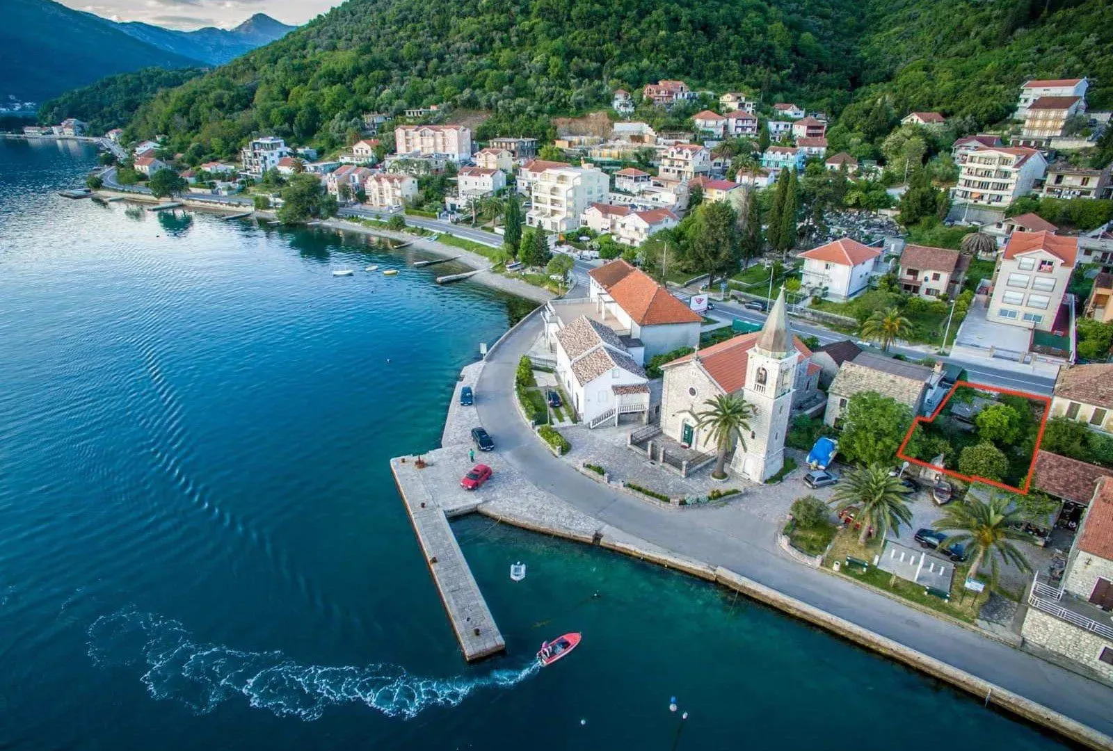 Prodaja, plac, 135m², Donja Lastva, Tivat