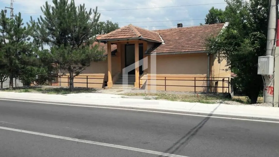 Prodaja, kuća, 260m², Spuž, Danilovgrad