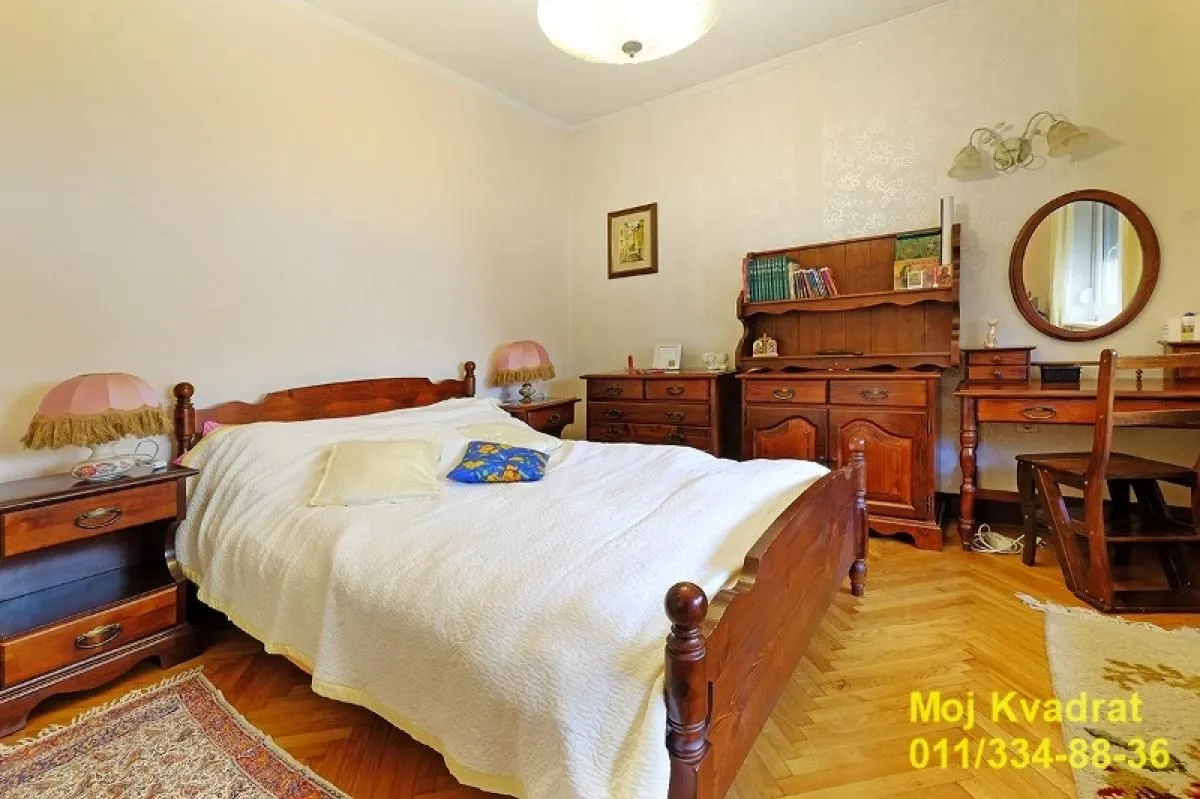 Sale, two bedroom apartment, 65m², Južni Bulevar, Vračar Sve Podlokacije