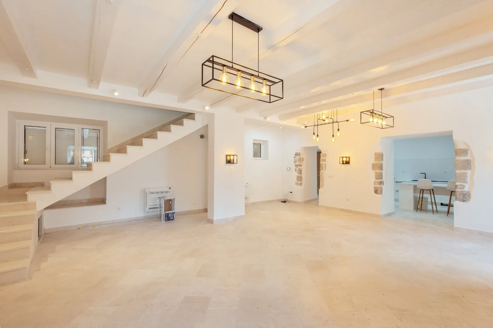 Sale, house, 380m², Ljuta, Kotor