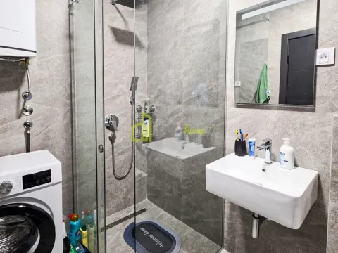 Izdavanje, dvosoban stan, 75m², Gorica C, Podgorica - image 17