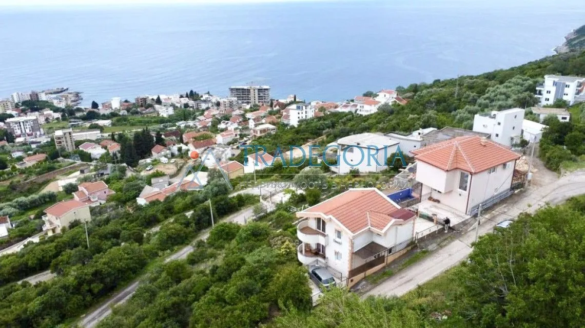 Prodaja, kuća, 201m², Dobra Voda, Bar