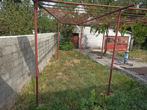 Prodaja, kuća, 582m², Centar, Nikšić - image 2