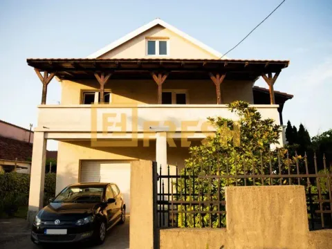 Prodaja, kuća, 233m², Zabjelo, Podgorica - image 2