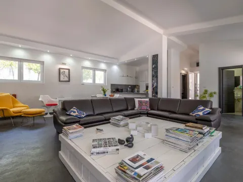 Prodaja, kuća, 239m², Tivat, Crna Gora - image 3