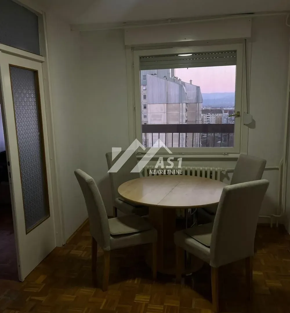 Izdavanje, trosoban stan, 70m², Novi Sad Sve Podlokacije, Novi Sad