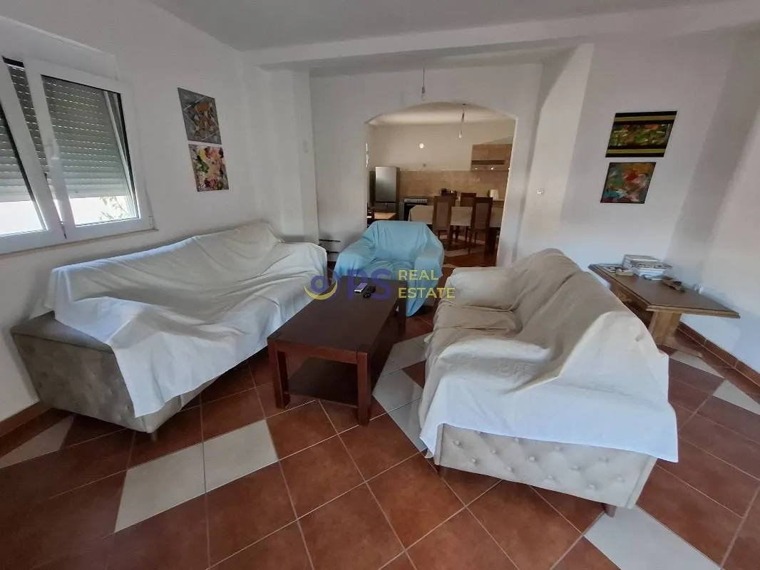 Prodaja, kuća, 347m², Bar, Crna Gora