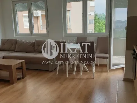 Izdavanje, dvosoban stan, 55m², Vojvode Vlahovica, Beograd