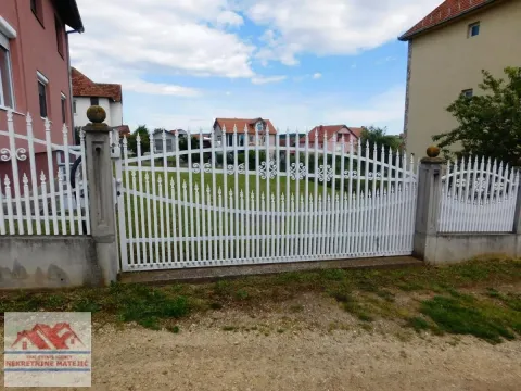 Sale, house, 264m², Korićani, Kragujevac - image 11