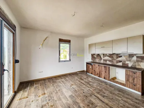 Prodaja, jednosoban stan, 38m², Kumbor, Herceg Novi - image 4