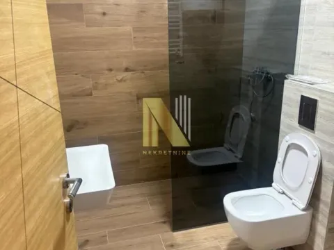 Izdavanje, poslovni prostor, 41m², Bulevar Oslobodjenja, Novi Sad Sve Podlokacije - image 9