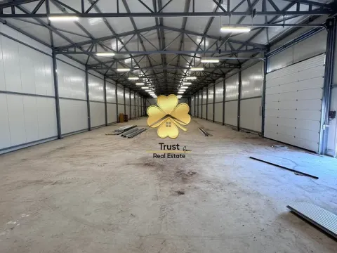 Izdavanje, poslovni prostor, 1000m², Podgorica, Crna Gora - image 2