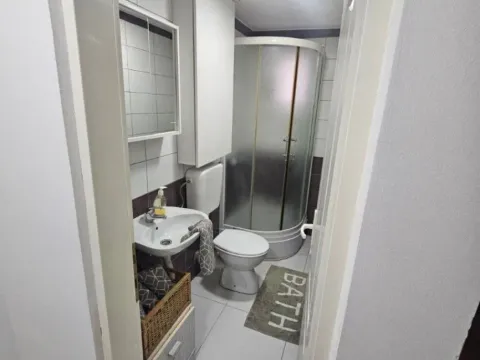 Izdavanje, trosoban stan, 90m², Nemila, Herceg Novi - image 9