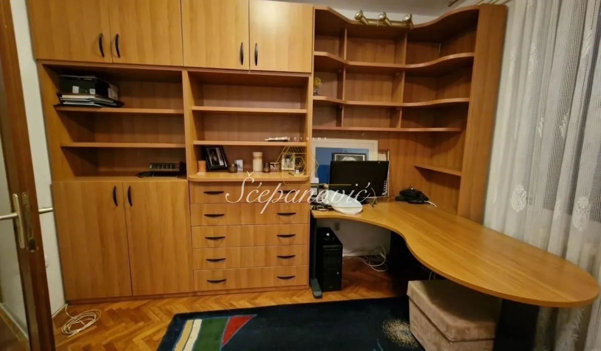 Rent, three bedroom apartment, 91m², Bulevar patrijarha Pavla, Novi Sad Sve Podlokacije