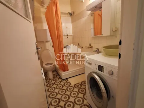 Izdavanje, jednosoban stan, 45m², Kanarevo Brdo, Beograd - image 11