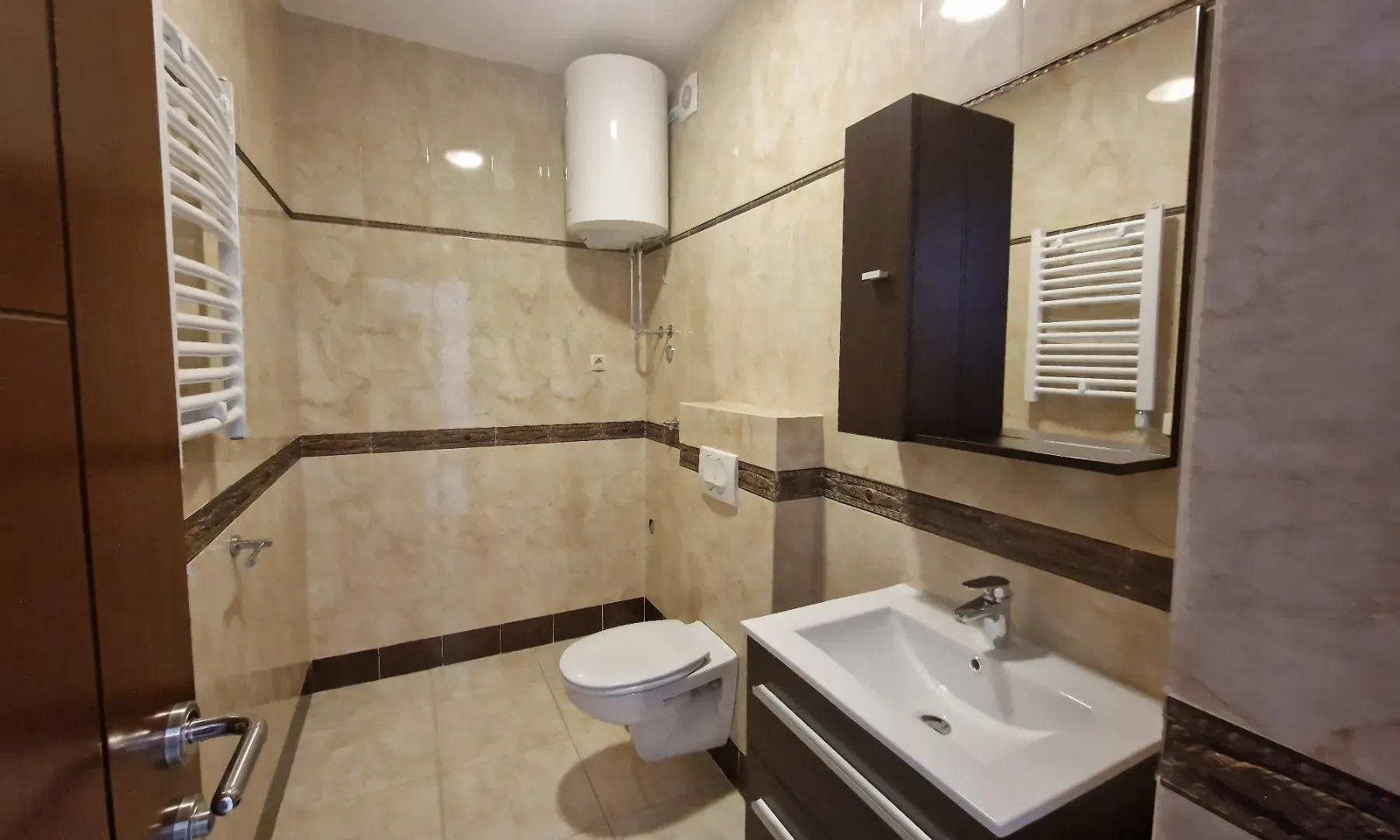 Sale, one bedroom apartment, 72m², Bečići, Budva