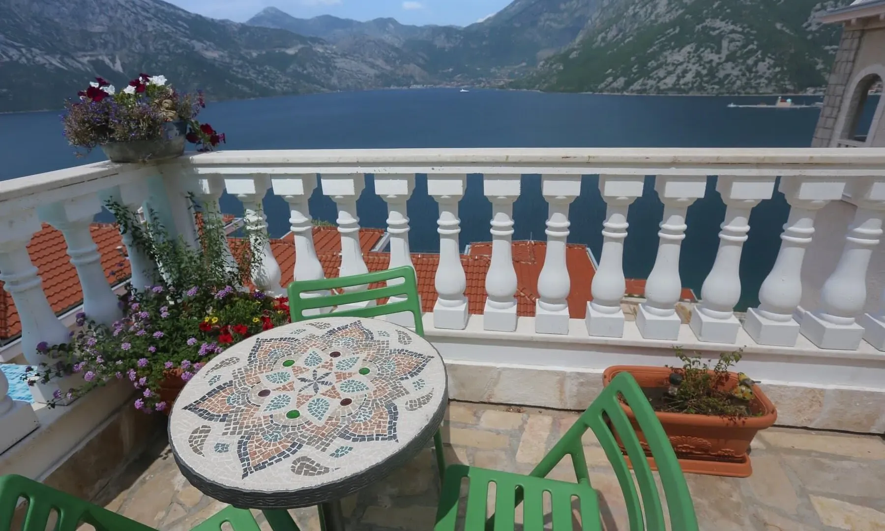 Sale, house, 235m², Kostanjica, Kotor